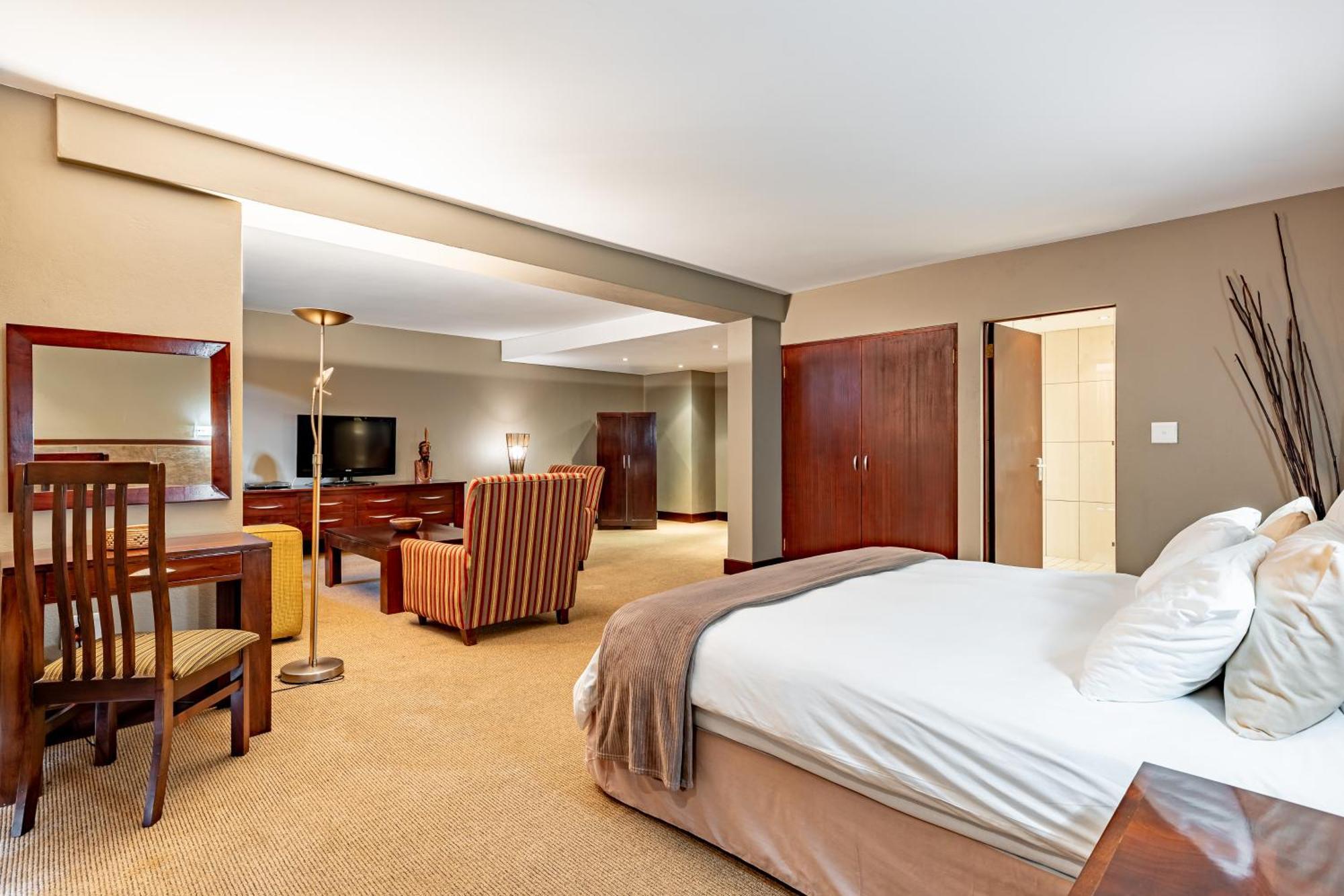 ווייט ריבר African Sky Hotels - Pine Lake Inn מראה חיצוני תמונה